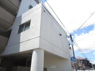 銀杏町庄司マンションの物件外観写真